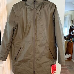 NWT! The North Face Women’s Green Jacket